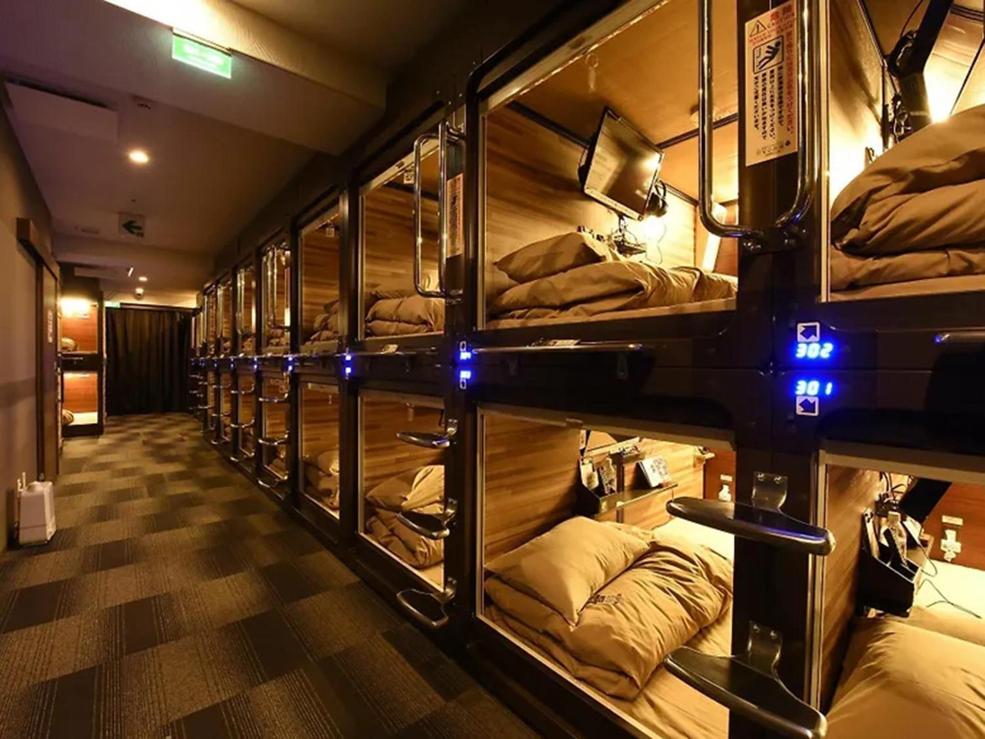 ดีลักซ์ แคปซูล โฮเต็ล อันชิง โอะยะโดะ พรีเมียร์ โตเกียว โอะงิกุโบะ Hotel ภายนอก รูปภาพ